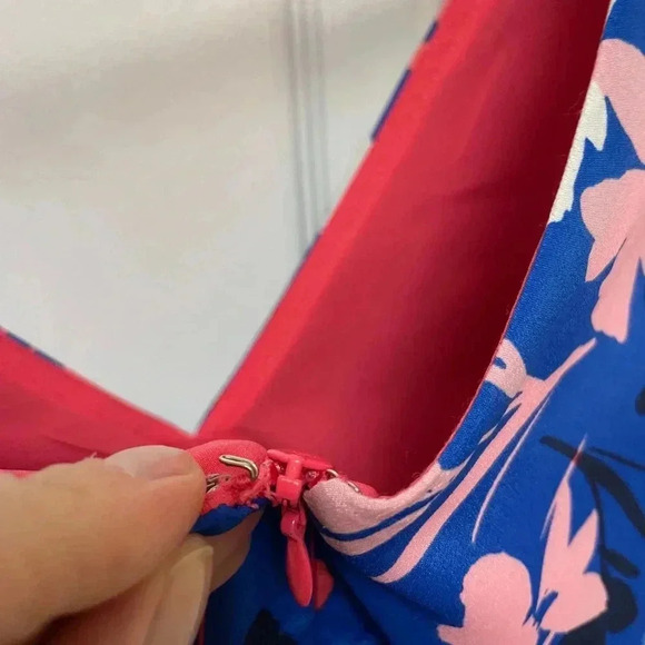 Vince Camuto I 4 - Picture 12 of 13